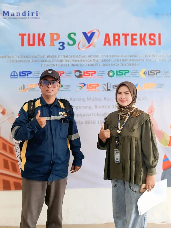 Pelayanan sertifikasi profesi untuk klien